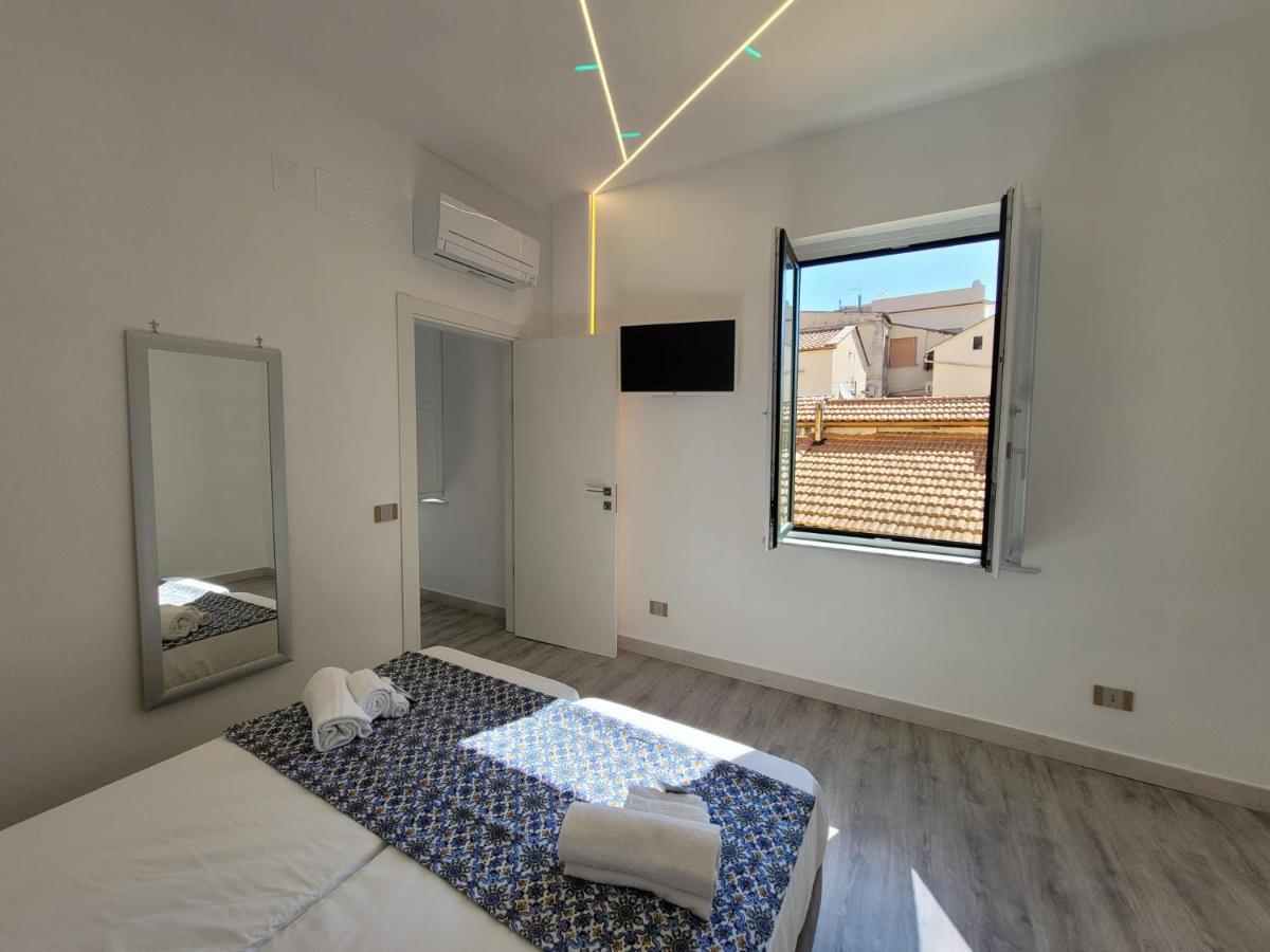 Sara Luxury Apartment 3 ซอร์เรนโต ภายนอก รูปภาพ